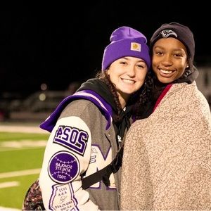 Meet your Posher, Samara